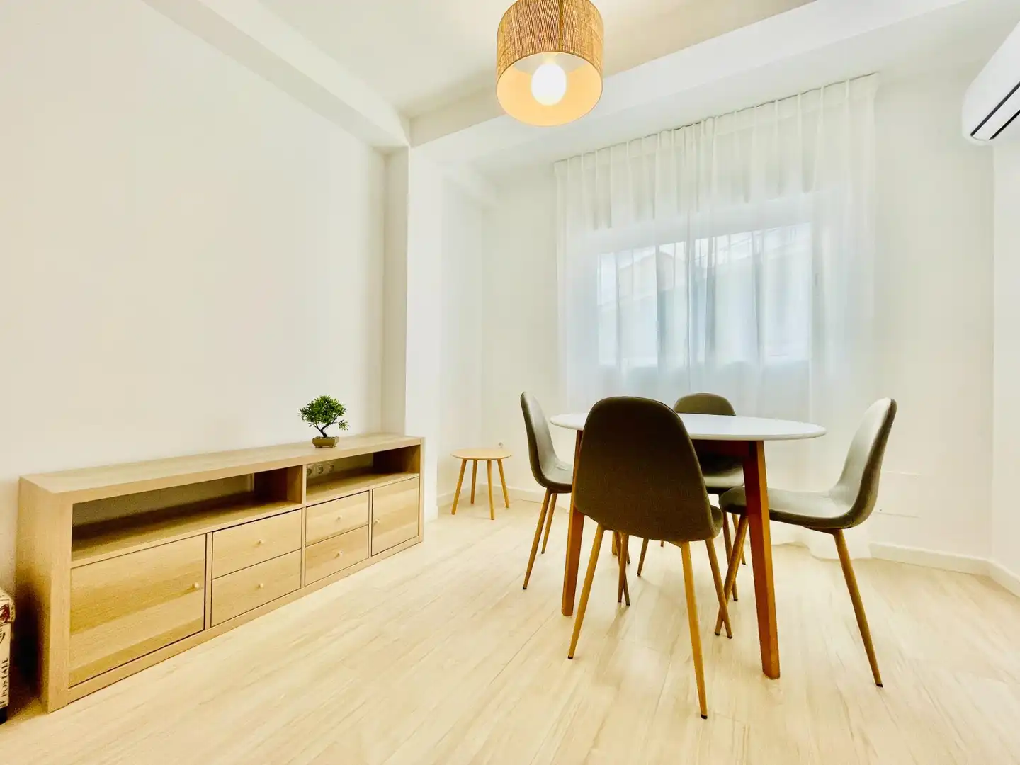 Esszimmer von Wohnung zur Miete in Córdoba mit Klimaanlage, Heizung und Terrasse