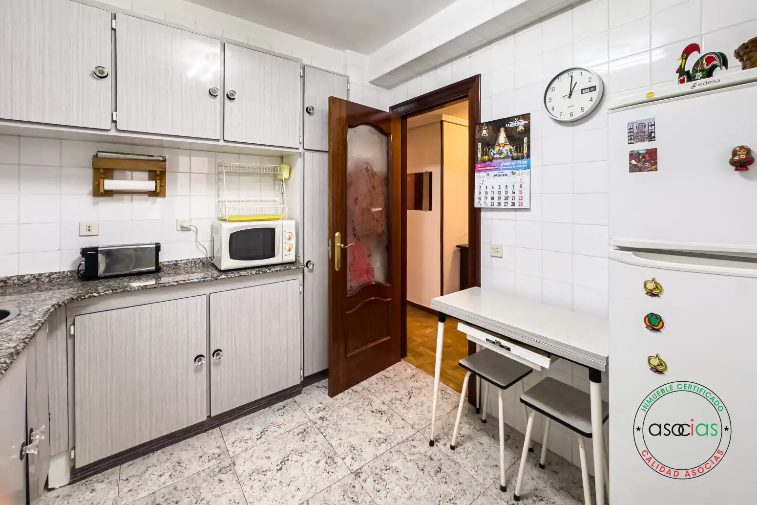 Cocina de Piso en venta en Gijón  con Parquet y Terraza