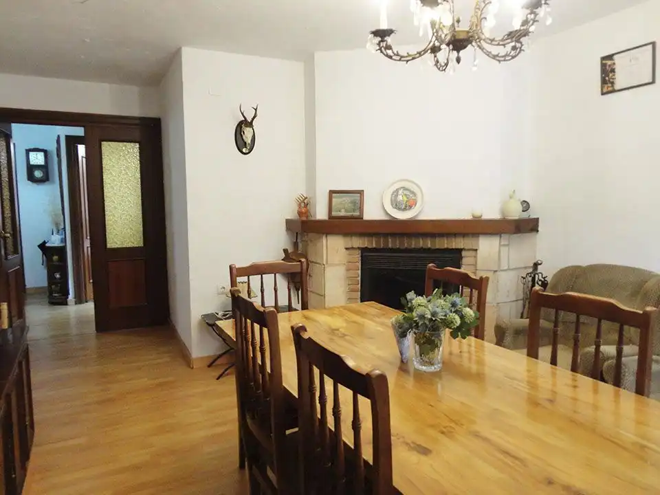 Menjador de Casa o xalet en venda en Mambrillas de Lara amb Jardí privat