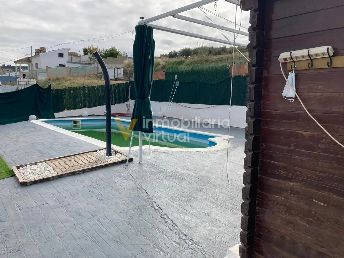 Schwimmbecken von Country house zum Verkauf in Lucena mit Schwimmbad und Möbliert