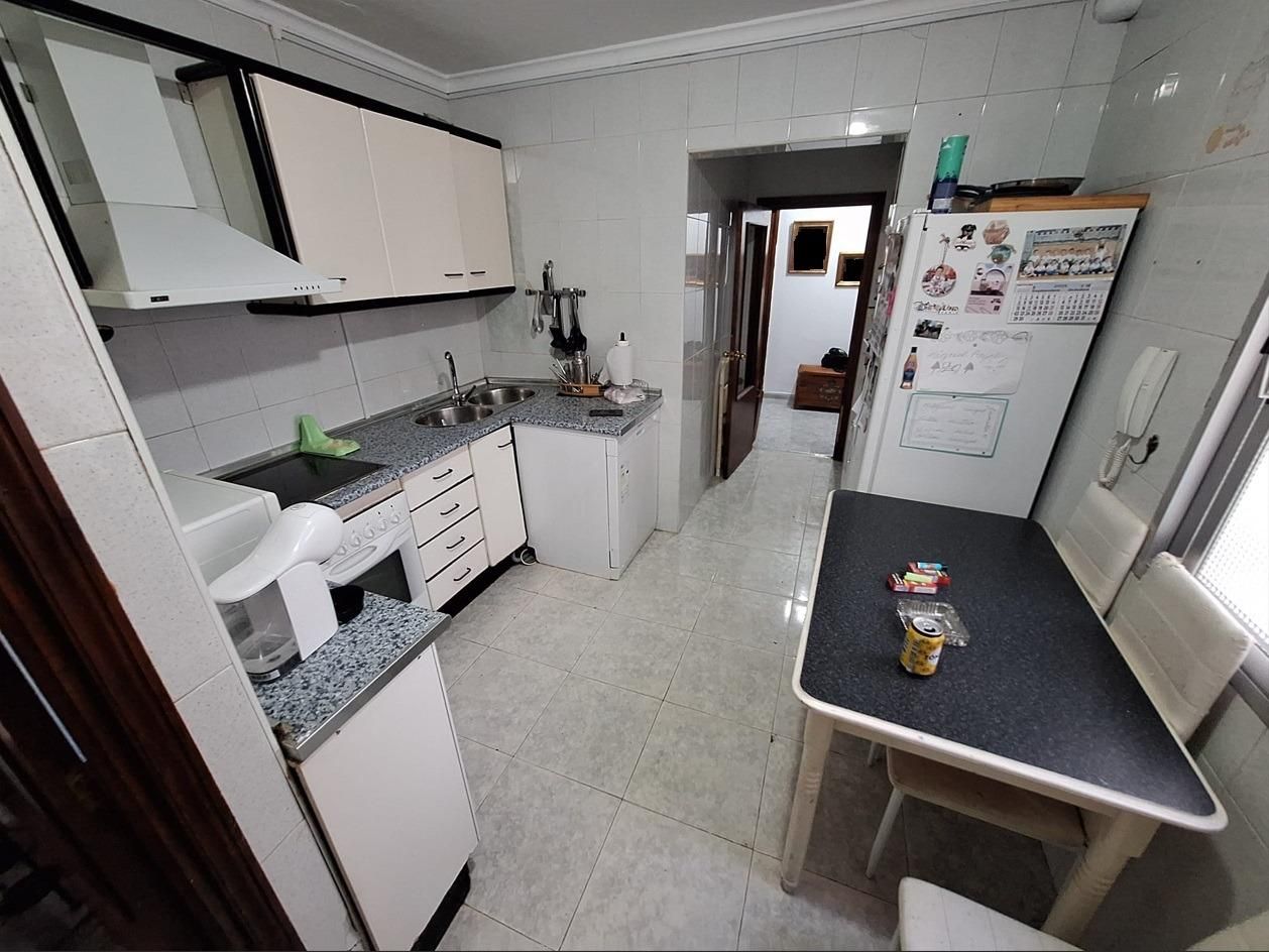 Kitchen of Flat for sale in San Fernando