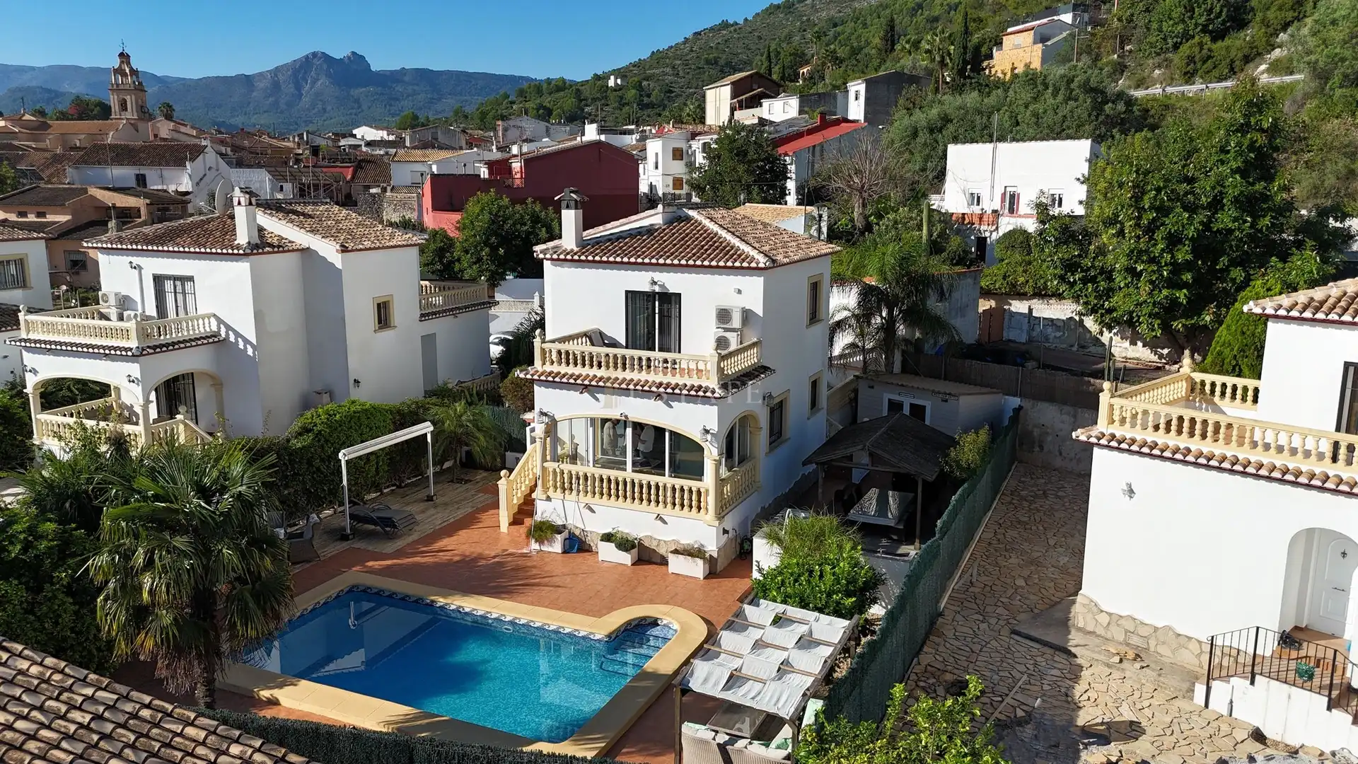House with terrace for sale in Rambla dels Mortits