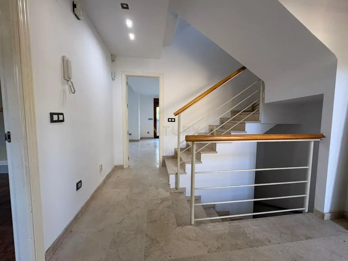 Houses for sale in Málaga  with Air Conditioner, Private garden and Storage room