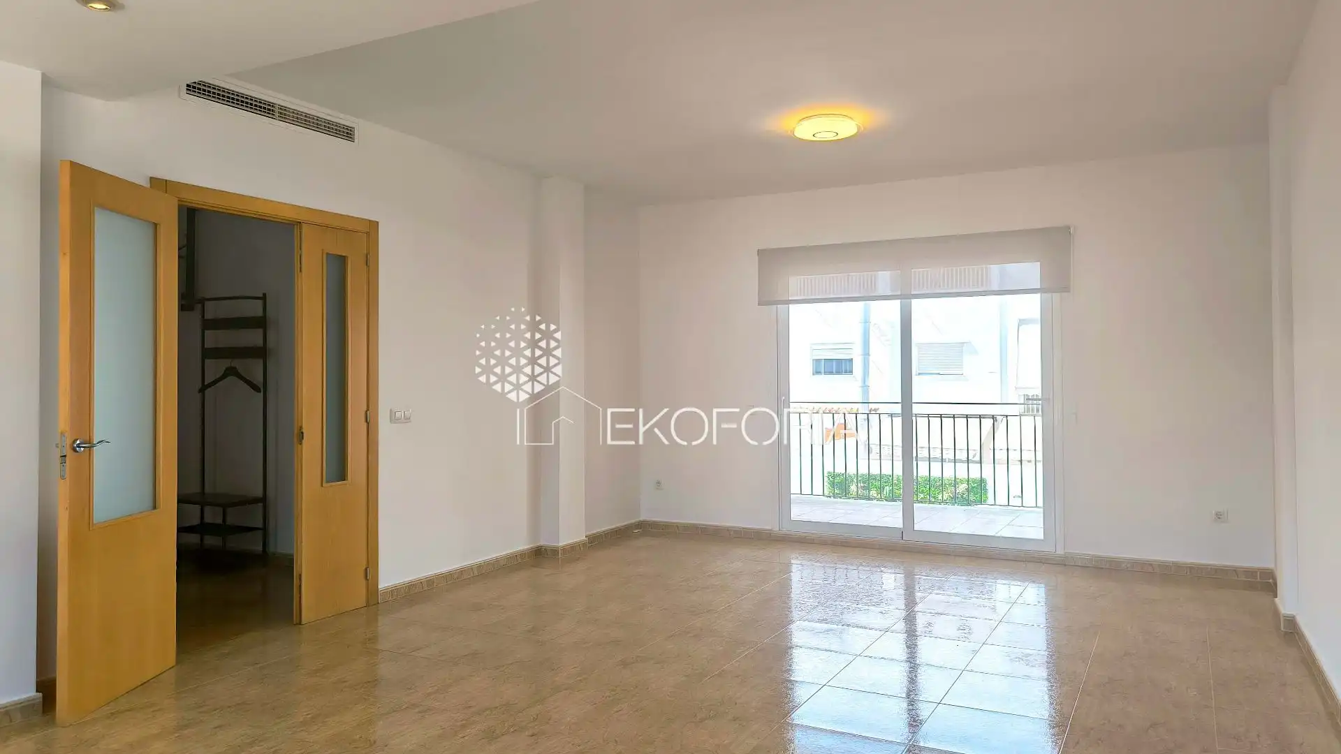 Sala de estar de Casa adosada en venta en Beneixida con Aire acondicionado, Calefacción y Jardín privado
