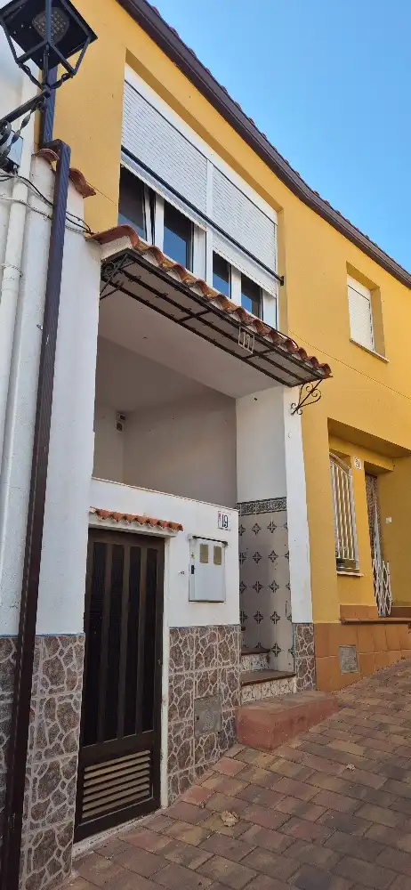 Maison mitoyenne à vendre à Calle Mayor 19