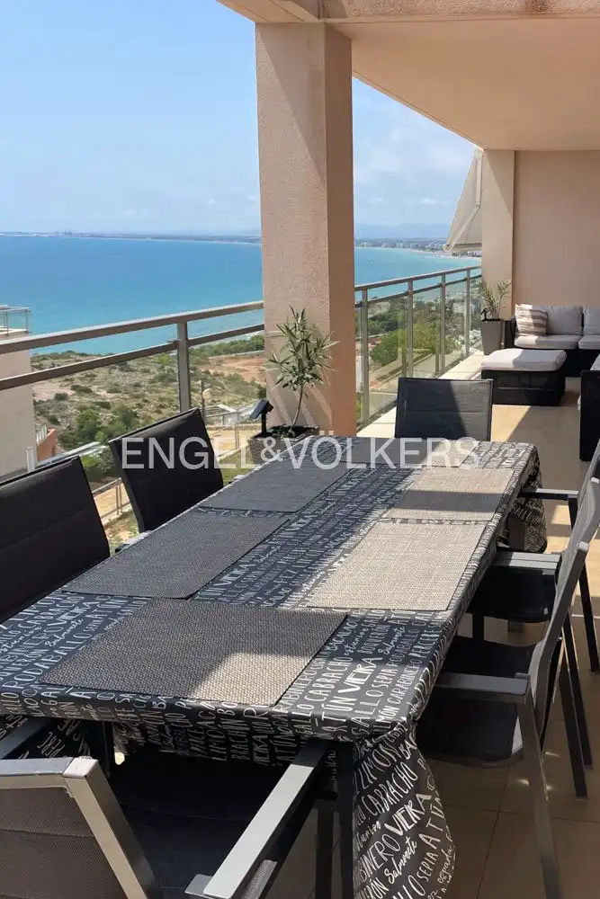 Terrassa de Apartament de lloguer en Oropesa del Mar / Orpesa amb Aire condicionat, Calefacció i Terrassa
