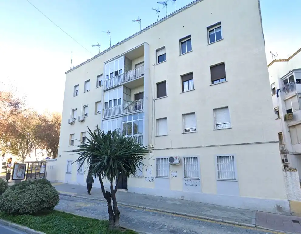 Vista exterior de Piso en venta en Huelva