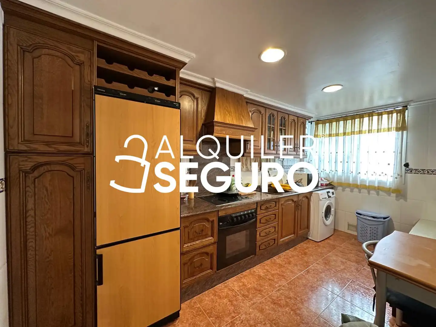 Kitchen of Flat for rent in Alfafar  with Air Conditioner, Terrace and Furnished