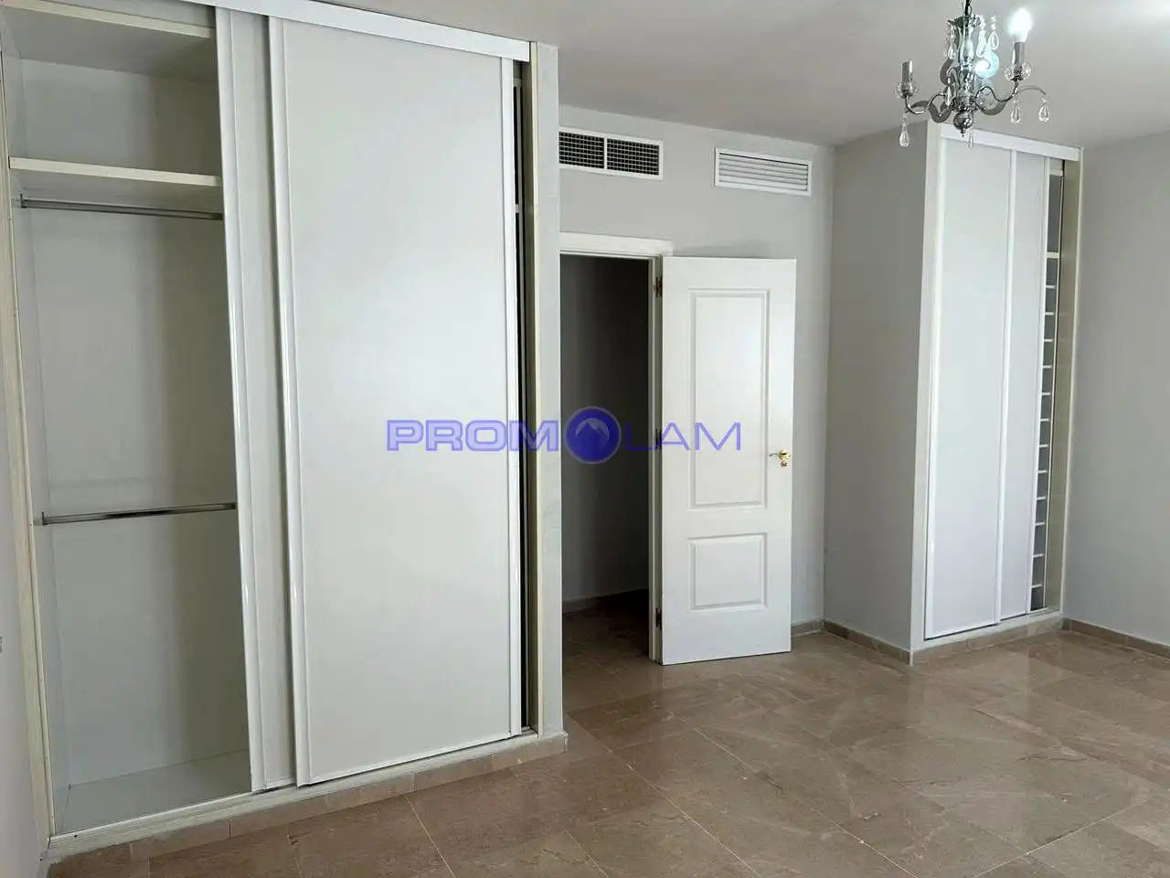 Piso en venta en Gelves con Terraza