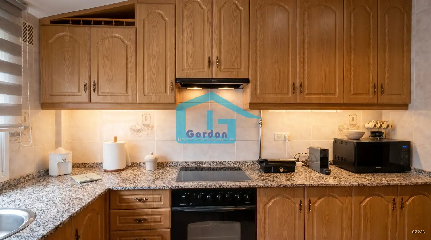 Cocina de Ático en venta en Sanxenxo con Calefacción, Terraza y Amueblado