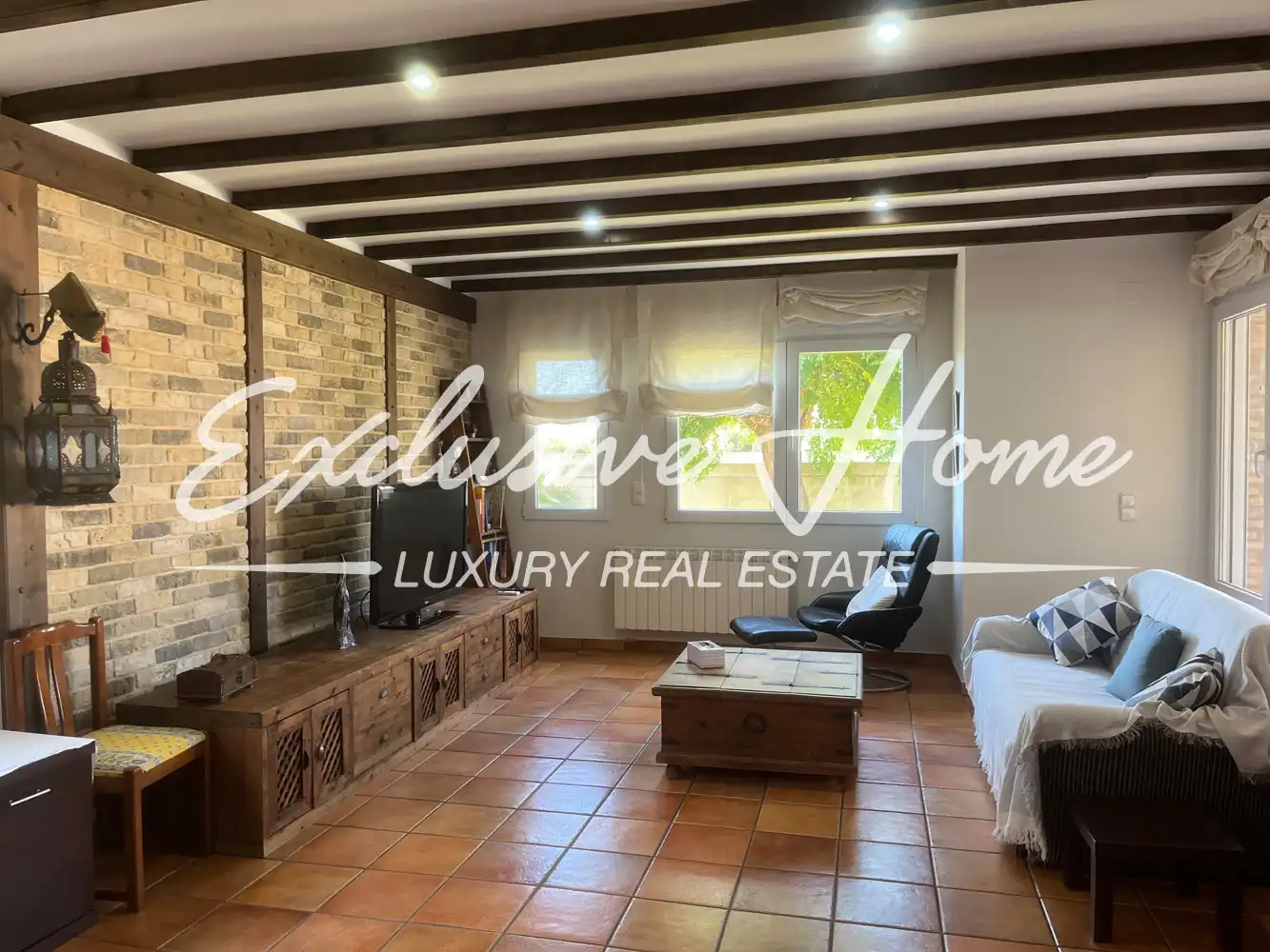 Chalet con jardín en venta en Carrer Illa Carallot 10, imagen 9