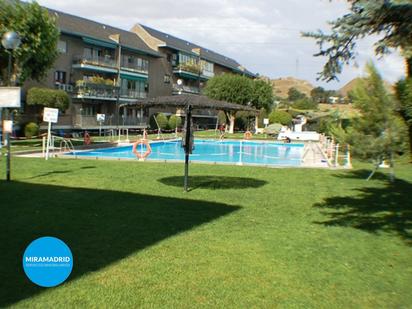 Schwimmbecken von Wohnung zum verkauf in Paracuellos de Jarama