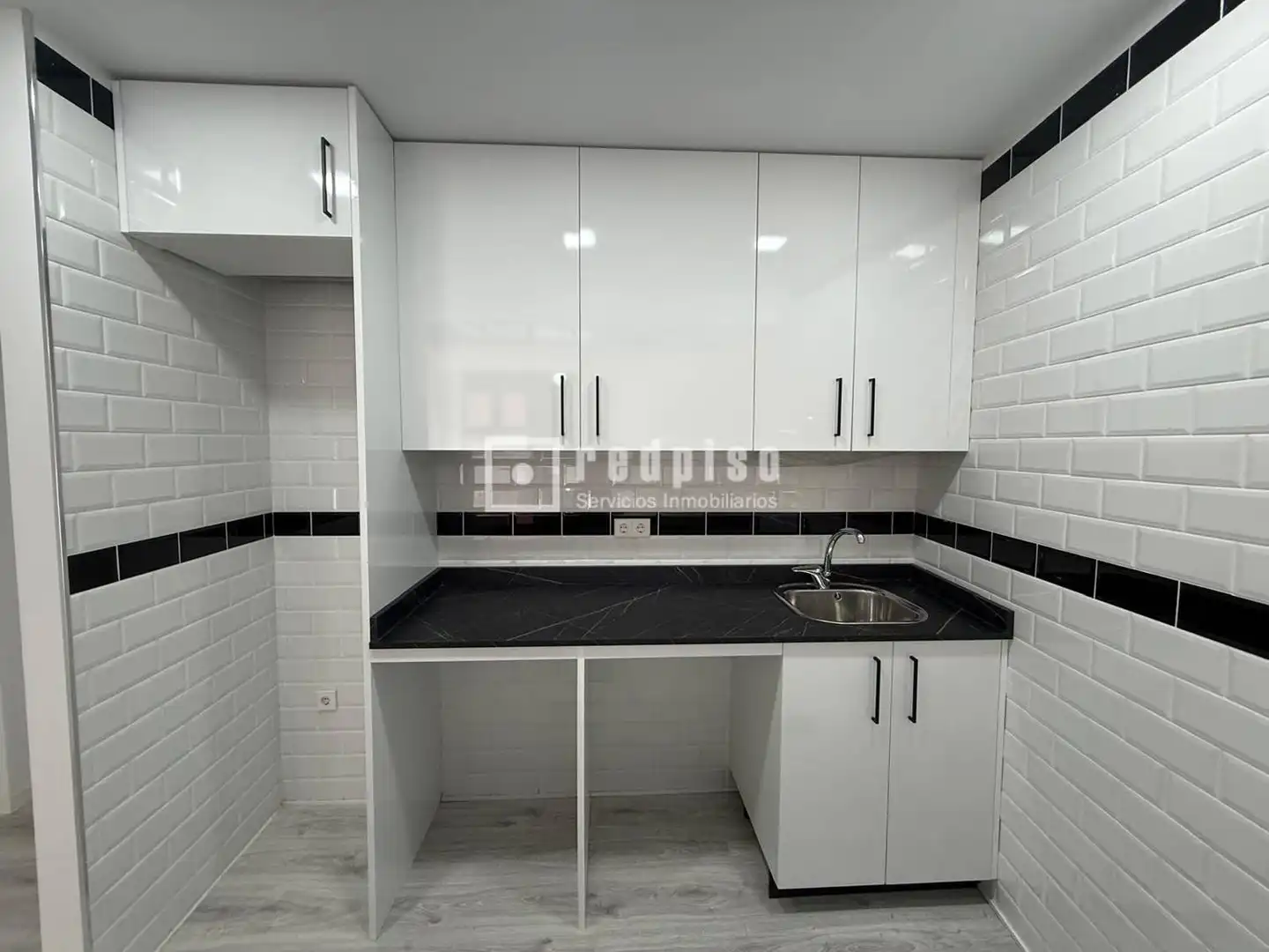 Cocina de Piso en venta en Madrid con Calefacción y Trastero