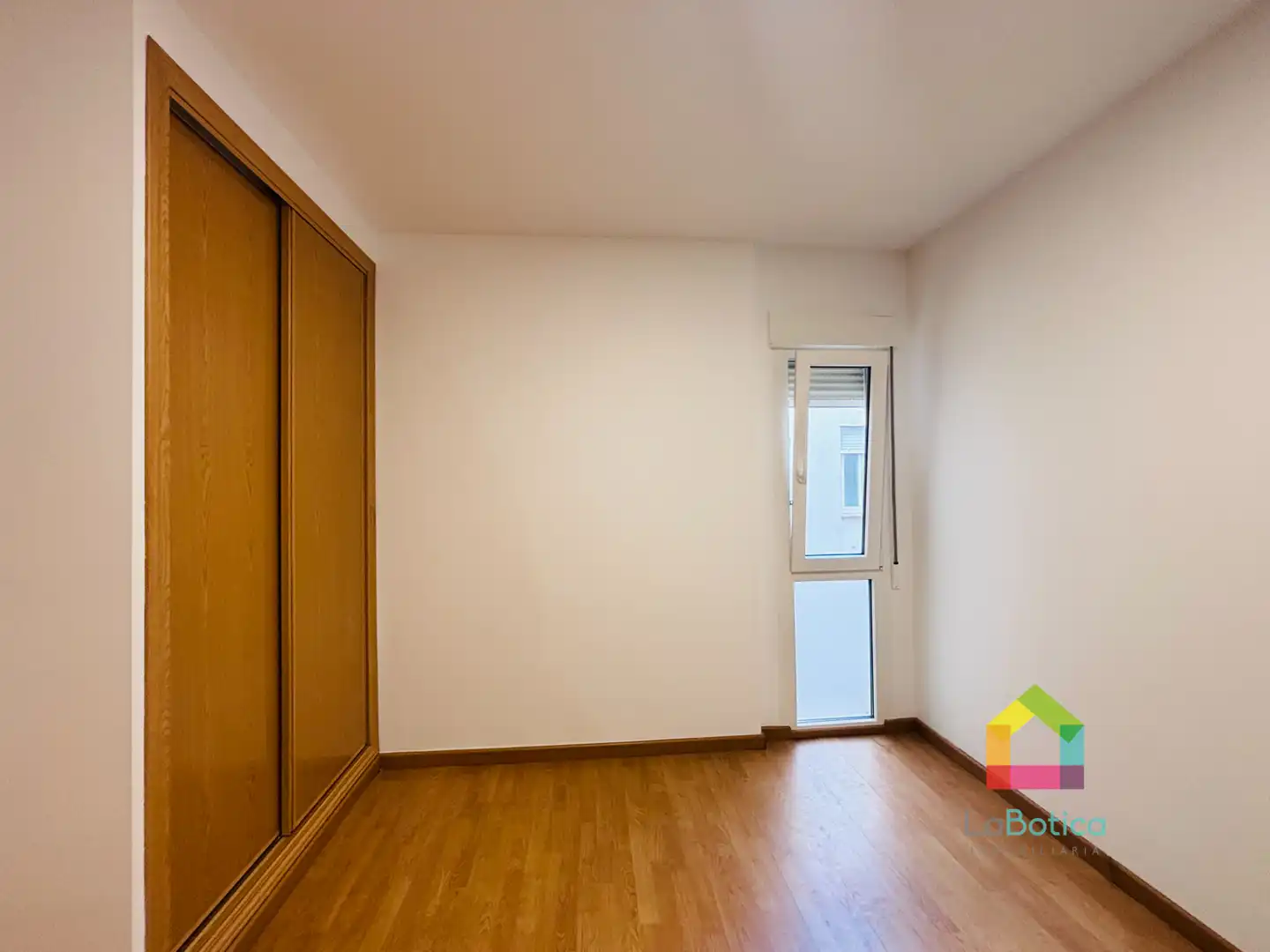 Bedroom of Flat for sale in Ajofrín  with Oven and Washing machine