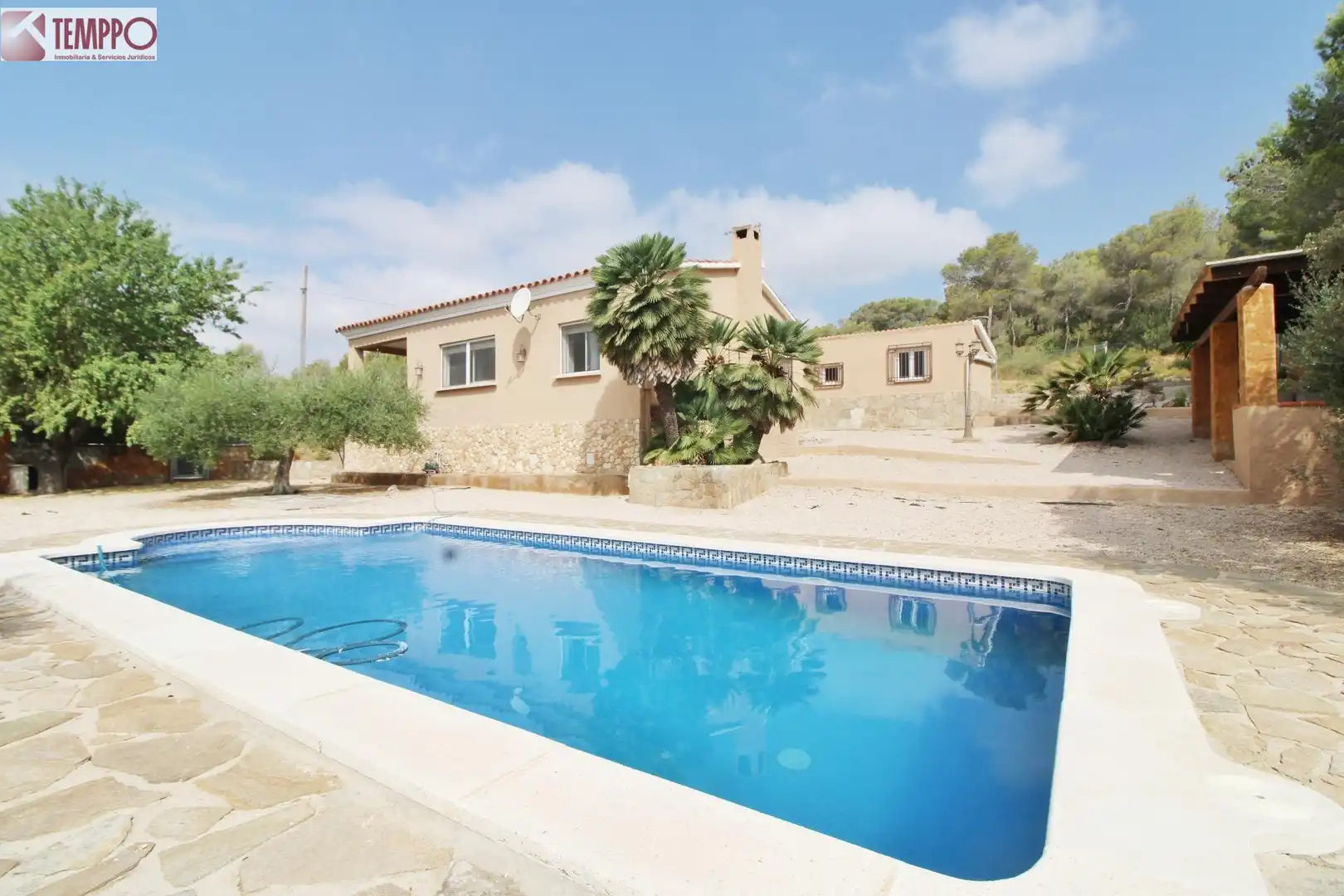 Vista exterior de Casa o chalet en venta en El Montmell con Aire acondicionado, Jardín privado y Terraza