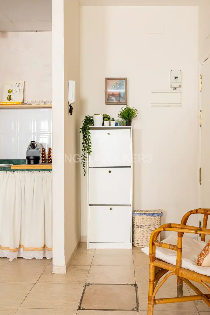 Study for rent in Santa Catalina