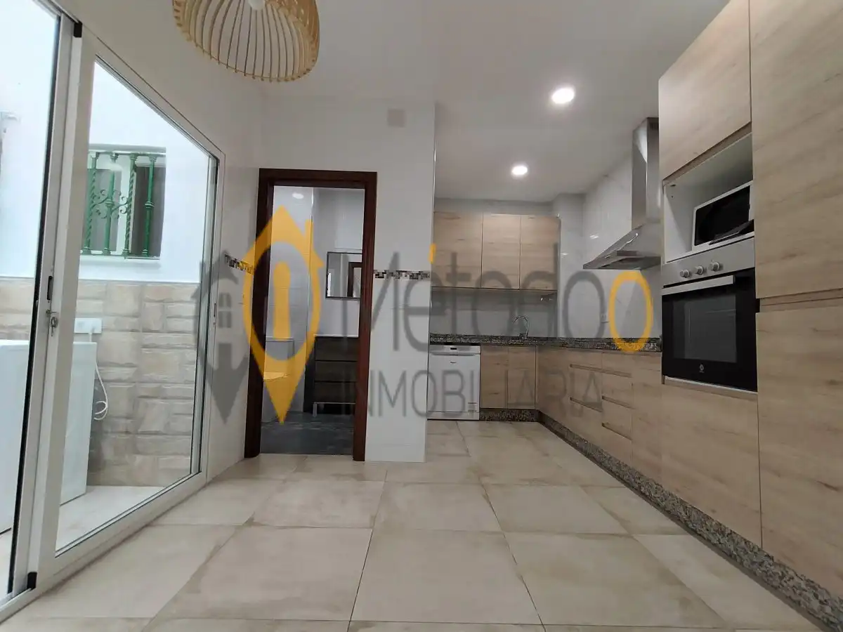 Kitchen of Detached homes for sale in Sevilla  with Air Conditioner, Heating and Terrace