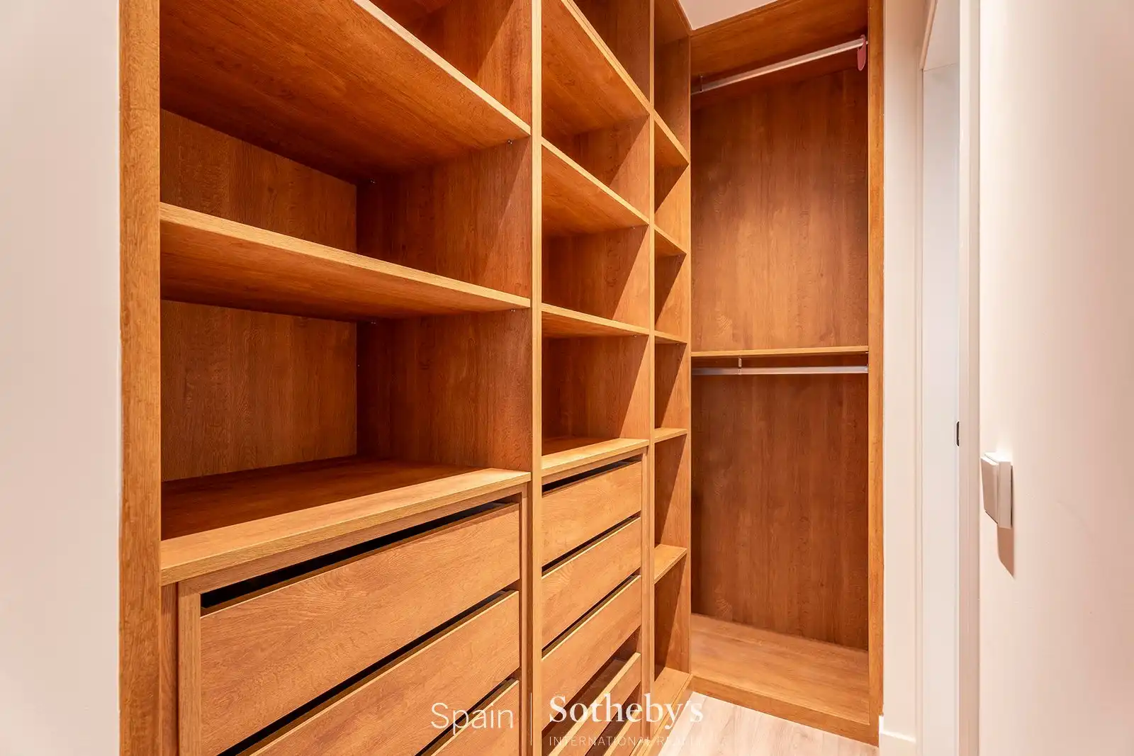 Apartamento con ascensor en venta en Calle de Meléndez Valdés, imagen 30