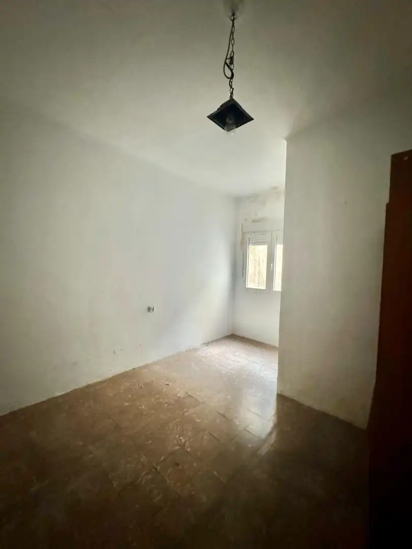 Schlafzimmer von Gebäude zum Verkauf in Figueres