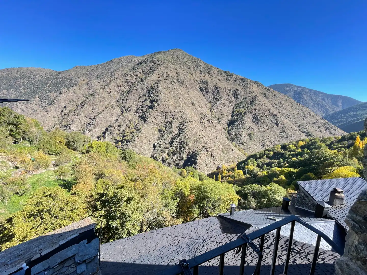 Vista exterior de Casa o chalet en venta en Llavorsí con Calefacción, Jardín privado y Parquet