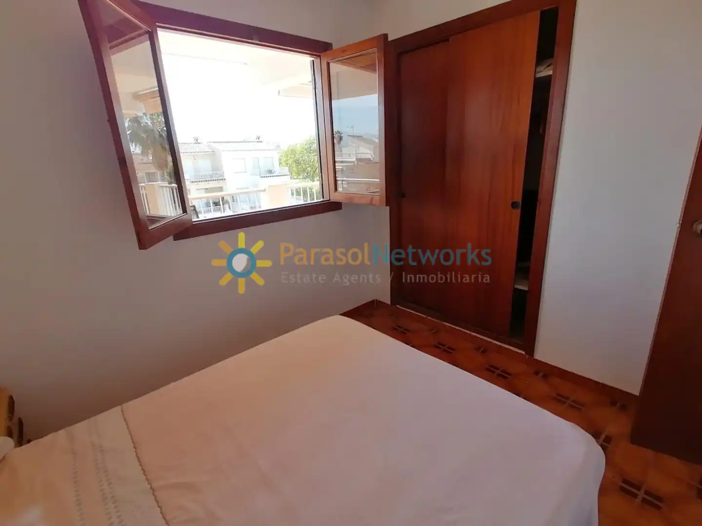 Apartment with terrace to rent in Oliva Playa, imagen 10