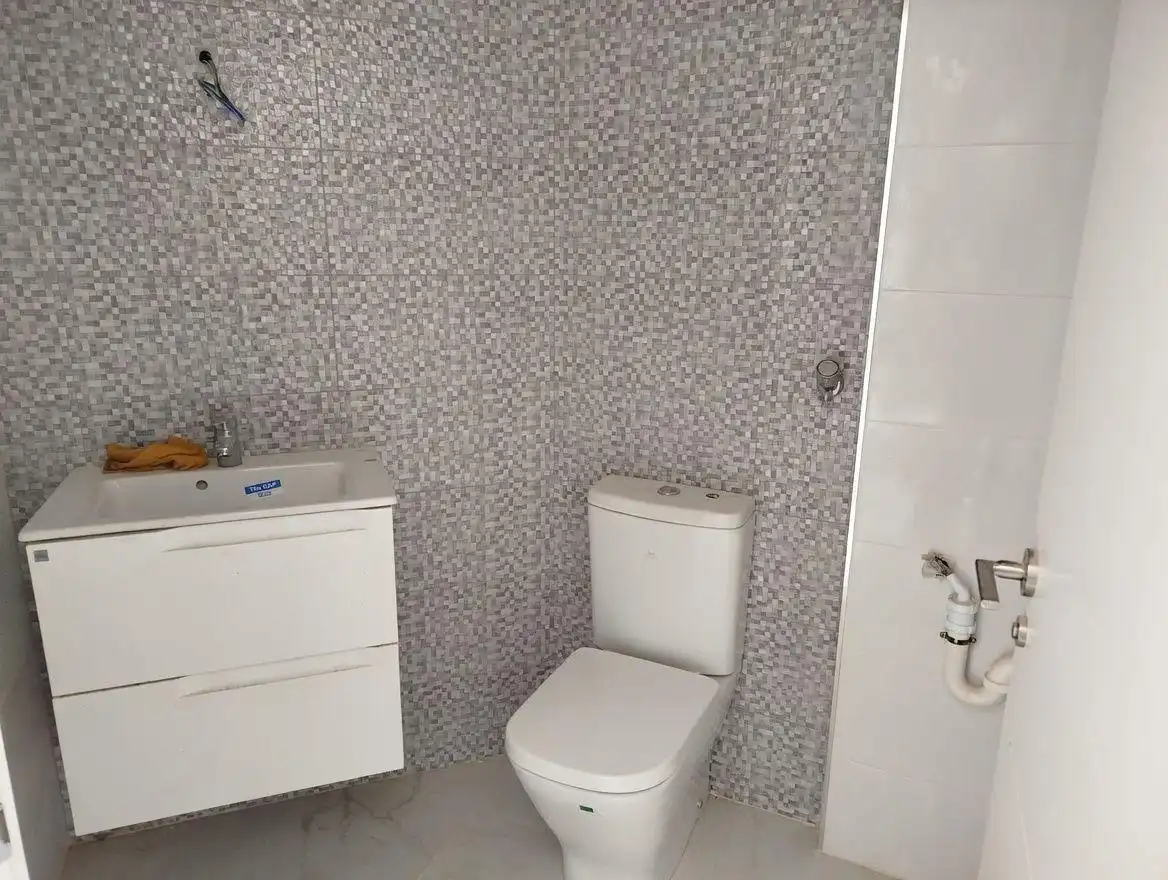 Bathroom of Duplexes for sale in Albacete