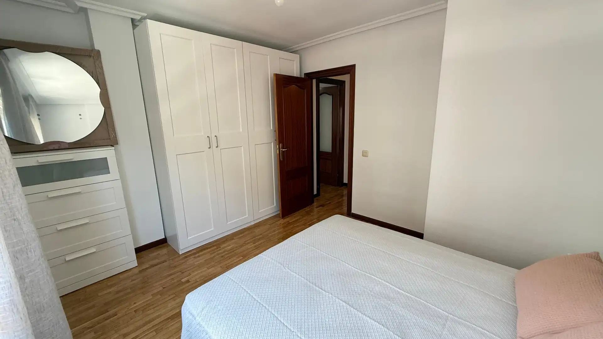 Flat for rent in Calle Ramón Areces, Pumarín