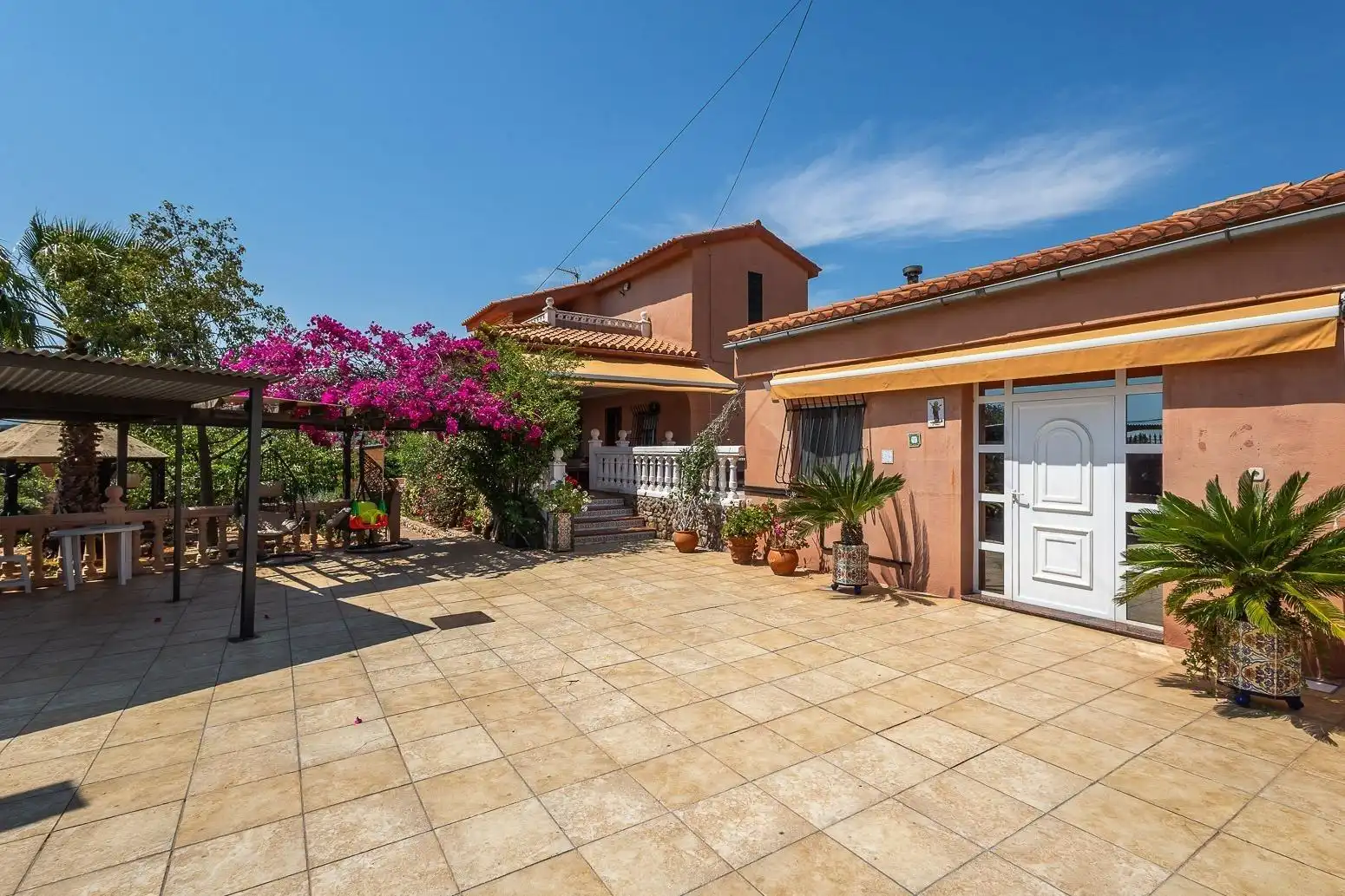 Vista exterior de Casa o xalet en venda en Onda amb Aire condicionat, Calefacció i Jardí privat
