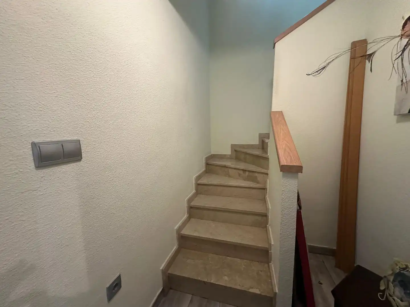 Haus oder Chalet zum Verkauf in Monforte del Cid mit Klimaanlage, Privatgarten und Terrasse