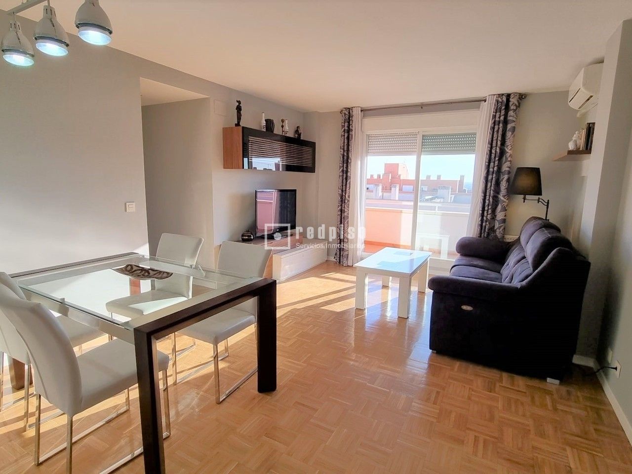 Sala d'estar de Pis de lloguer en Rivas-Vaciamadrid amb Aire condicionat, Calefacció i Terrassa