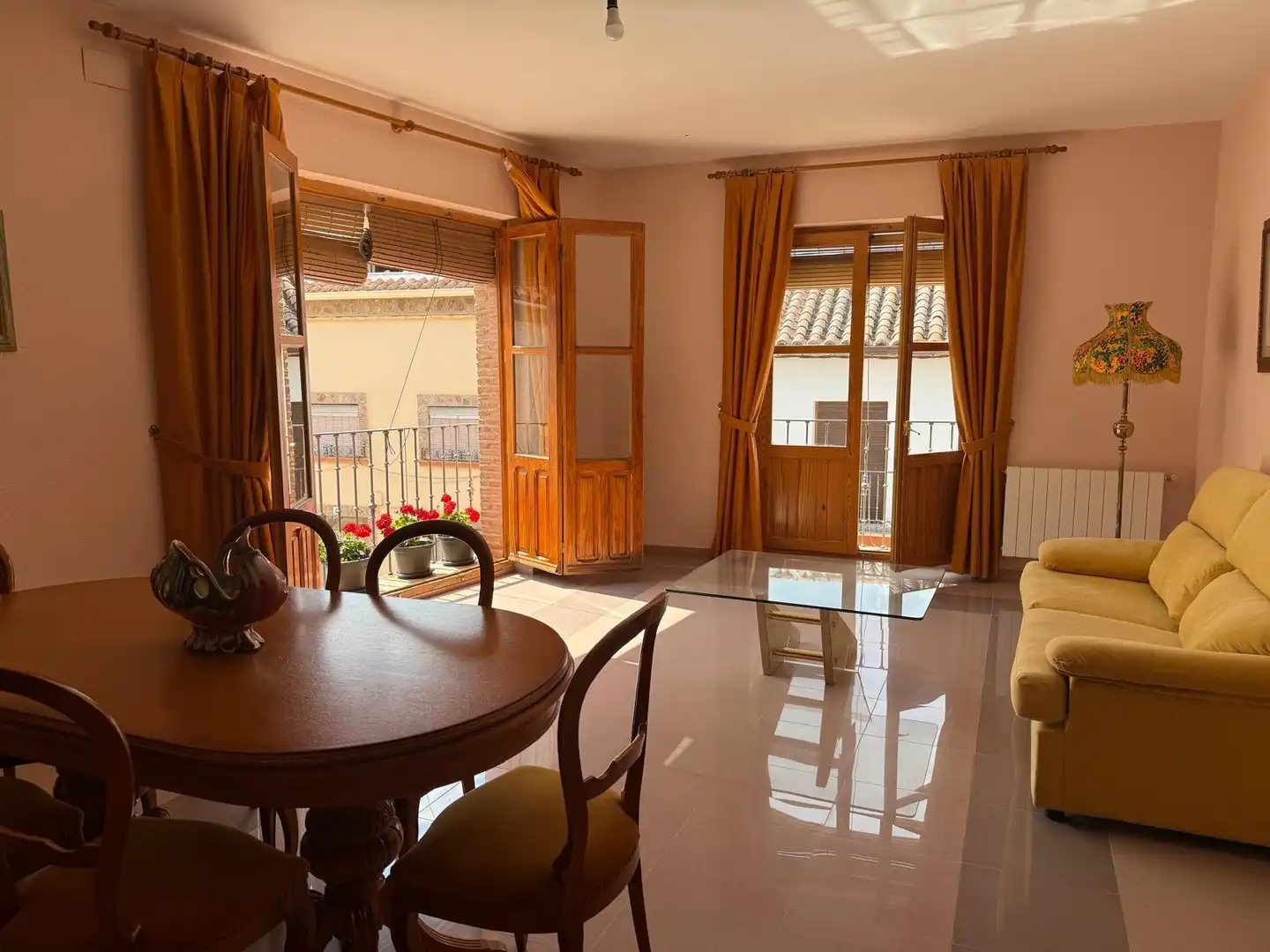 Außenansicht von Haus oder Chalet zum Verkauf in Villanueva de los Infantes (Ciudad Real) mit Heizung, Abstellraum und Möbliert