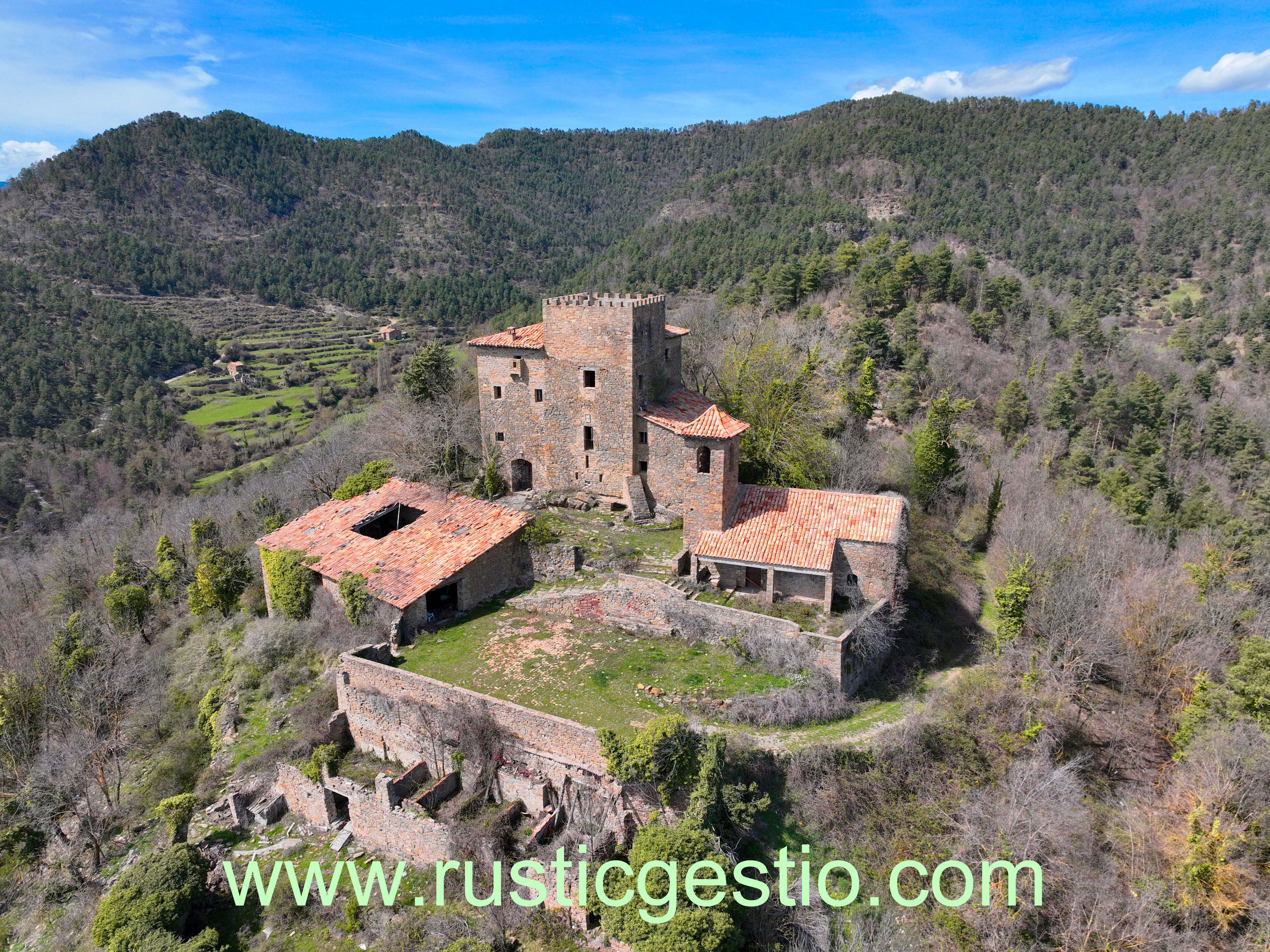 Exterior view of Country house for sale in Les Llosses  with Private garden, Terrace and Balcony