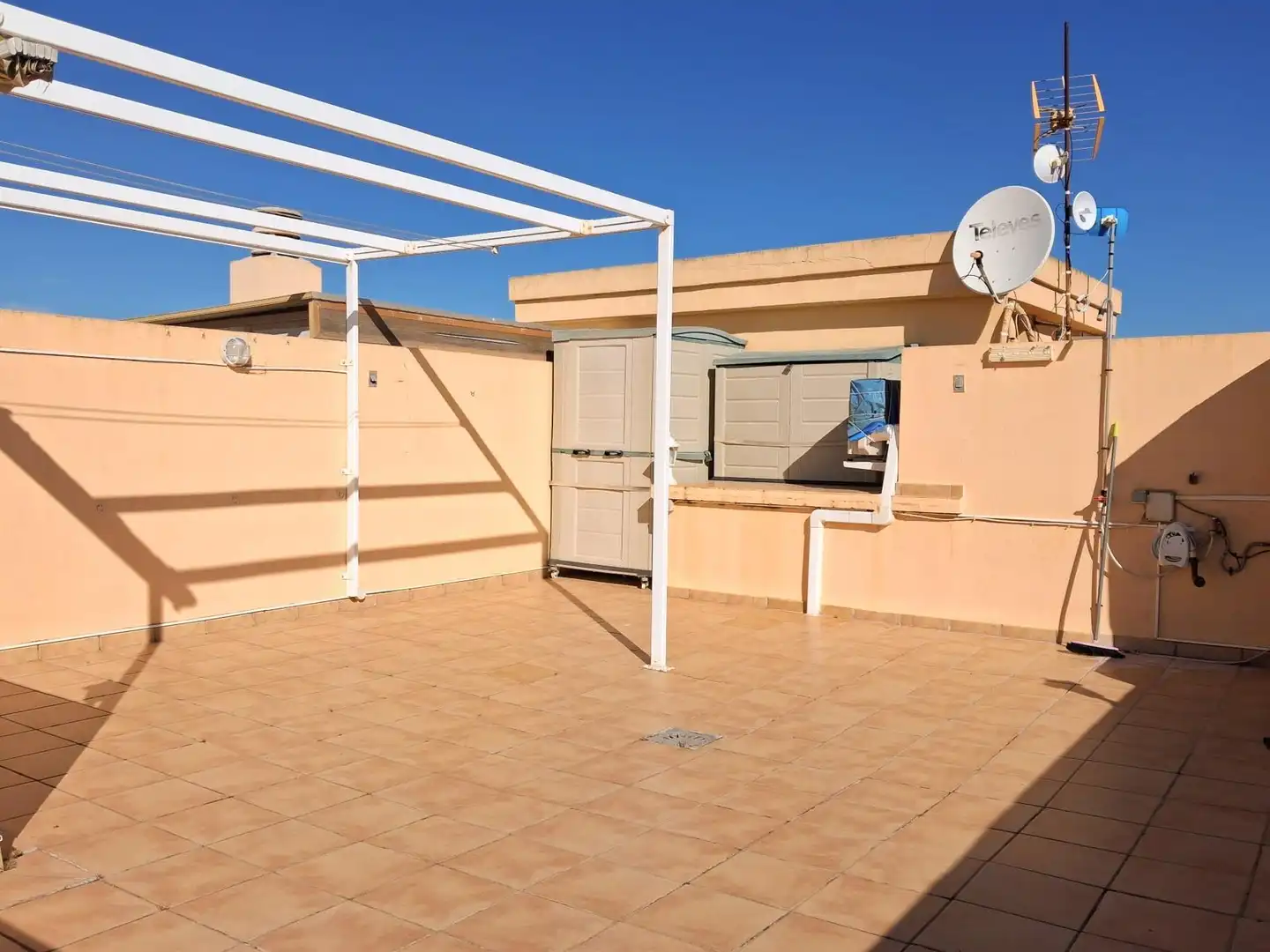 Terrassa de Àtic en venda en Guardamar de la Safor amb Aire condicionat, Jardí privat i Terrassa