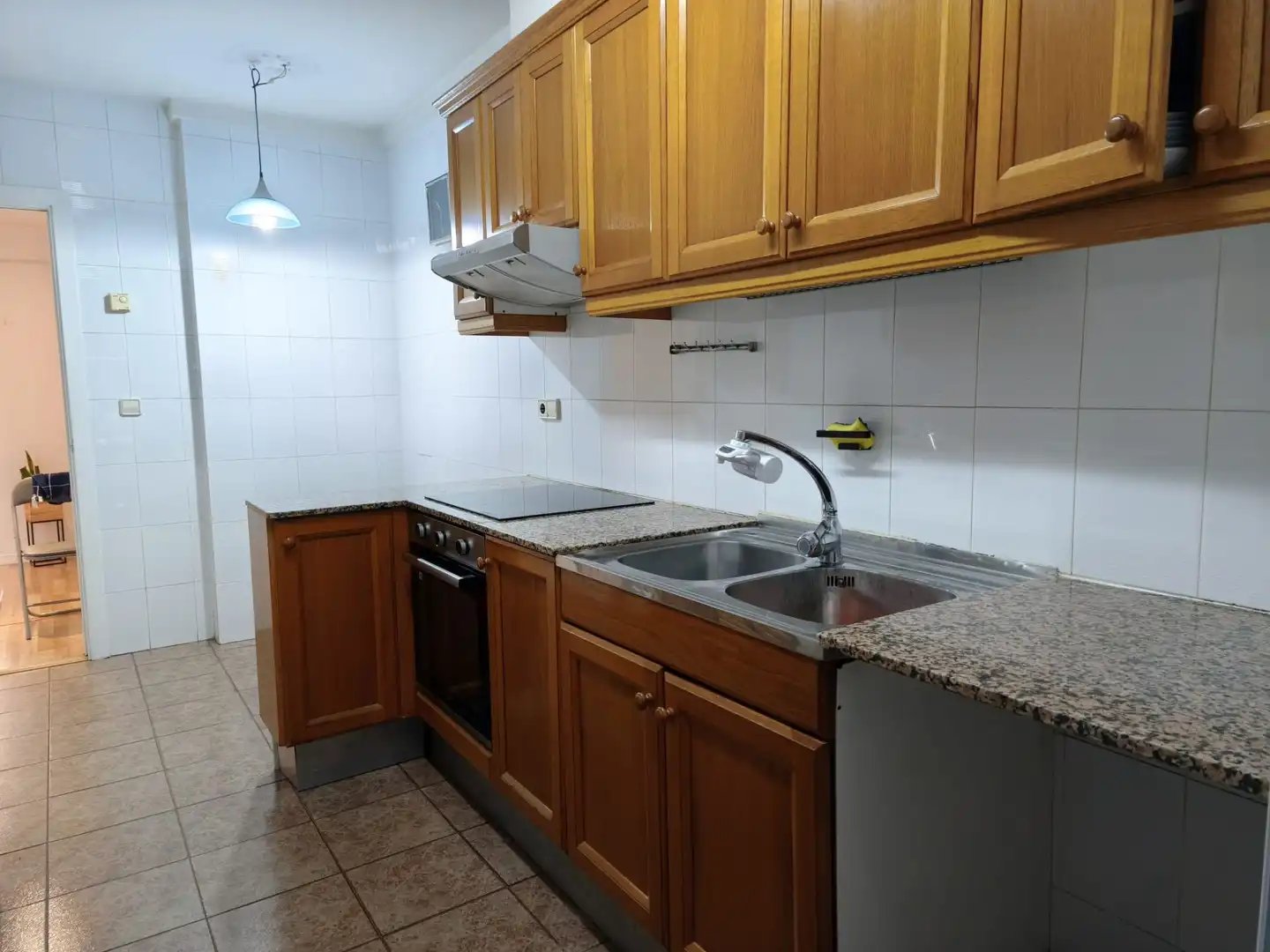 Küche von Wohnung zum Verkauf in Anglès mit Klimaanlage, Heizung und Terrasse