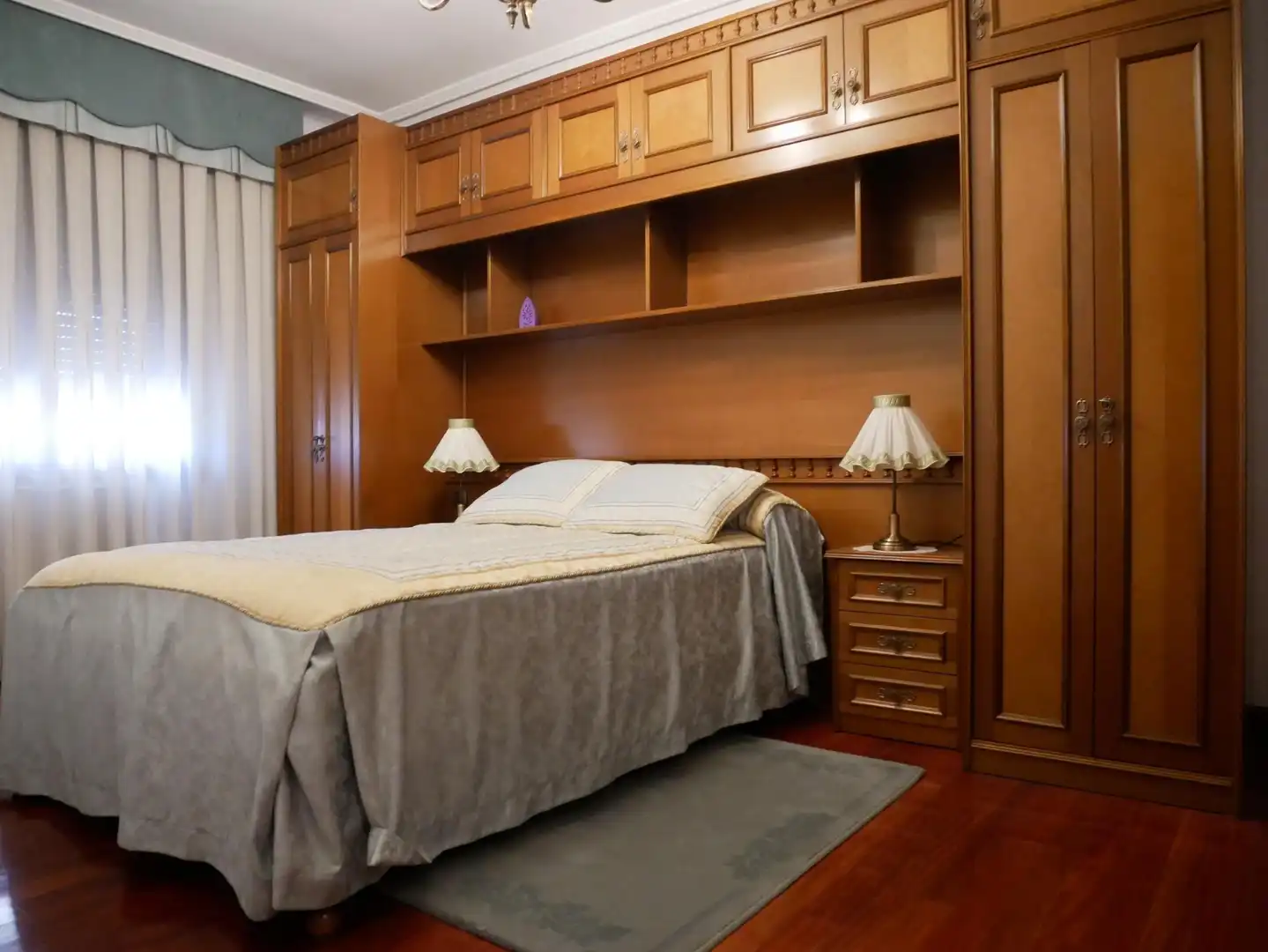Habitación de Piso en venta en Basauri  con Calefacción y Balcón