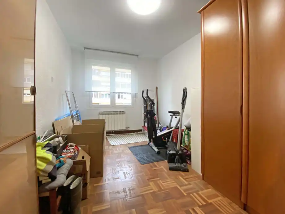 Habitación de Piso en venta en Vitoria - Gasteiz con Calefacción, Parquet y Terraza