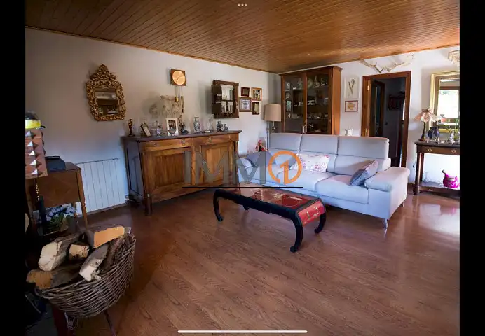 Sala de estar de Casa adosada en venta en Alàs I Cerc con Calefacción, Jardín privado y Terraza