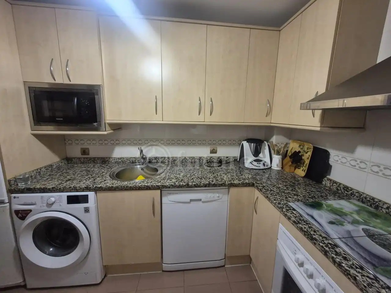Cocina de Piso en venta en Salamanca con Calefacción, Trastero y Amueblado