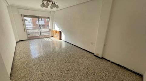 Foto 3 de Piso en venta en Avenida de Madrid, 162, La Bozada – Parque Delicias, Zaragoza Capital