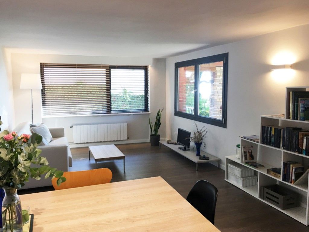 Living room of Apartment to rent in Premià de Dalt