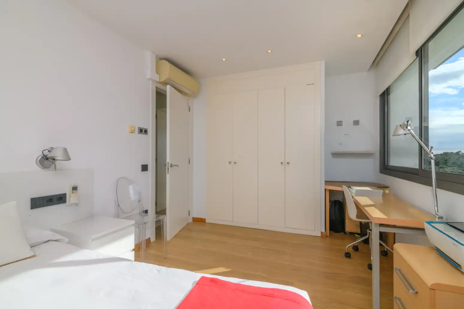 Dormitori de Casa o xalet en venda en Sitges amb Terrassa, Traster i Piscina