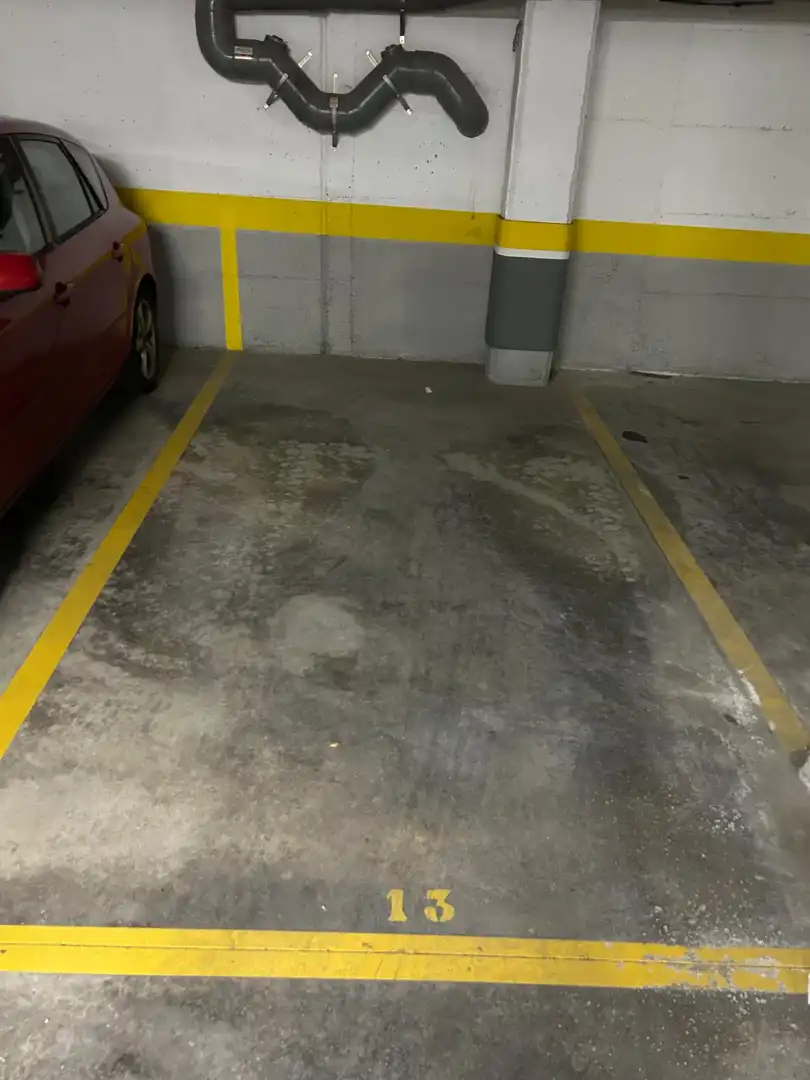 Individual with lift for sale in Carrer Mestre Josep Simón 11, imagen 2