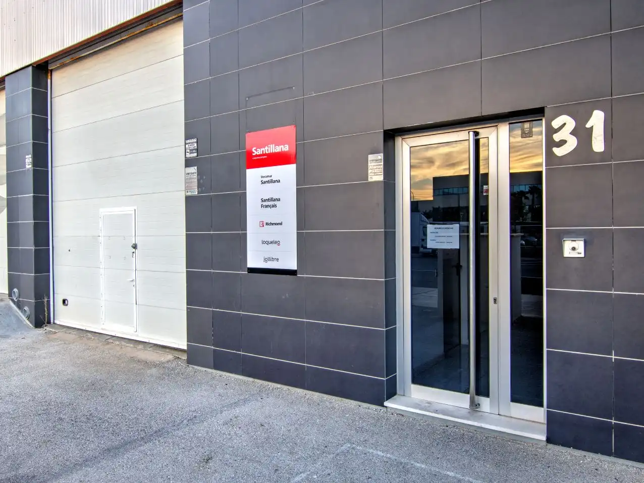 Local en venta en Alicante / Alacant con Aire acondicionado, Amueblado y Internet