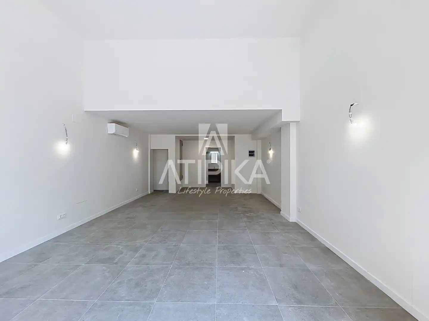 Commercial properties for rent in Barcelona  with Air Conditioner