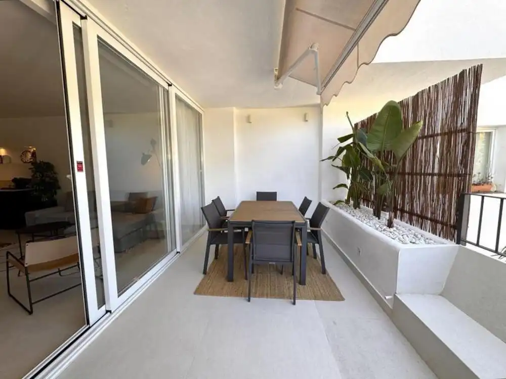Terrasse von Maisonette zur Miete in Benahavís mit Klimaanlage, Terrasse und Abstellraum