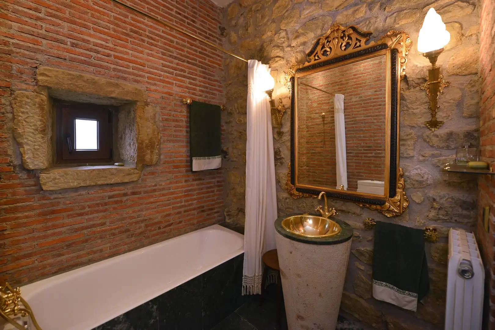 Baño de Finca rústica en venta en Voto con Calefacción, Jardín privado y Terraza