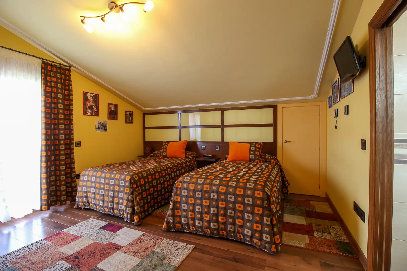 Habitación de Casa o chalet en venta en Santa Cruz de Bezana con Calefacción, Jardín privado y Terraza
