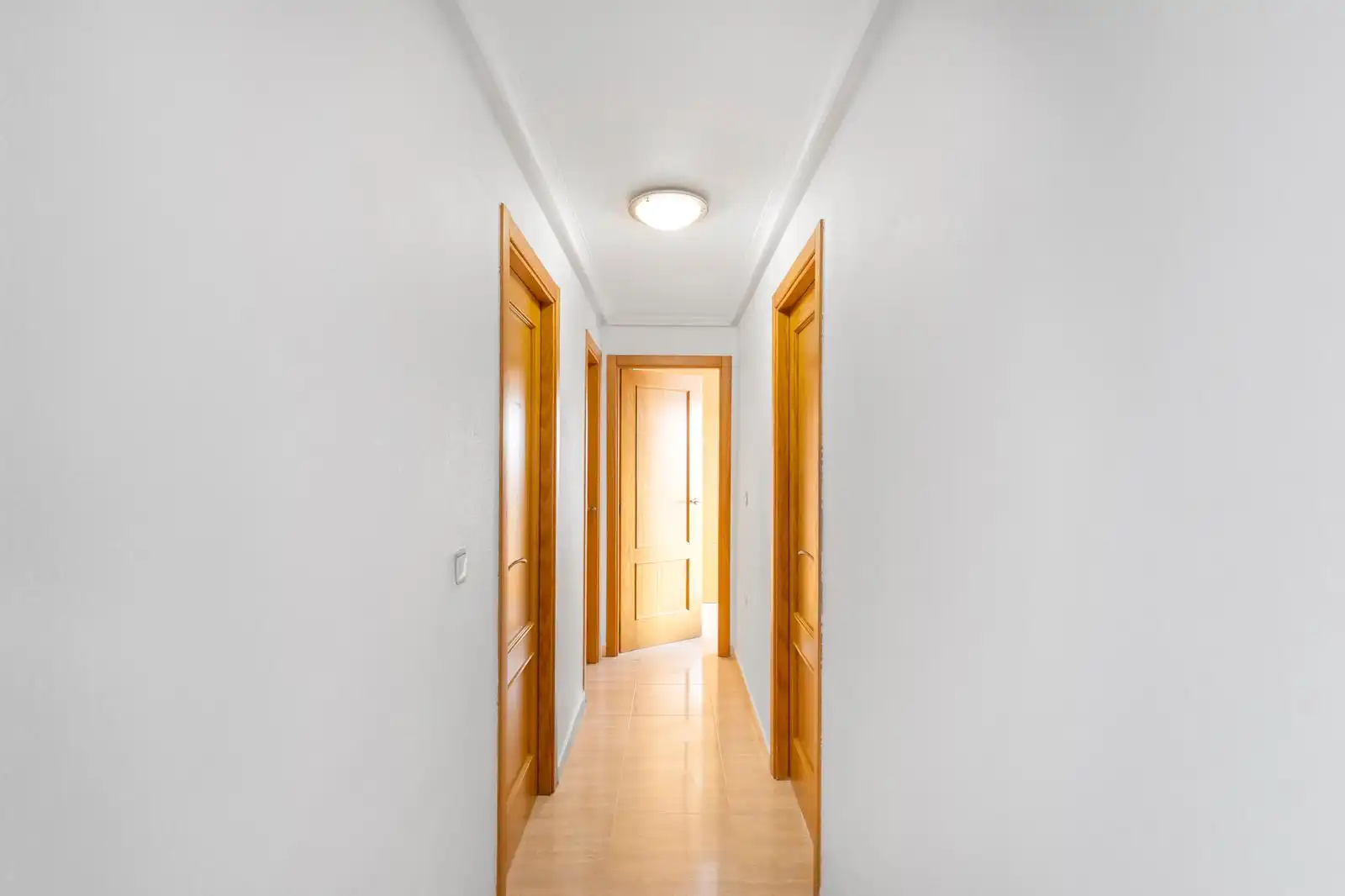 Wohnung zum Verkauf in Torrevieja mit Klimaanlage, Heizung und Terrasse