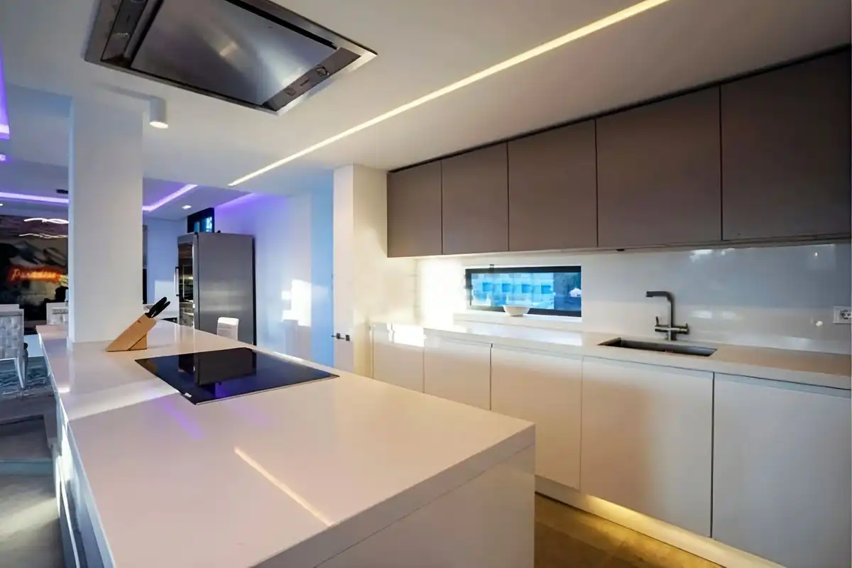 Chalet con jardín en venta en Calle Sirio, imagen 4