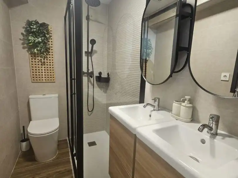 Bathroom of Flat for rent in Zaidín
